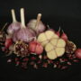 How to properly store garlic